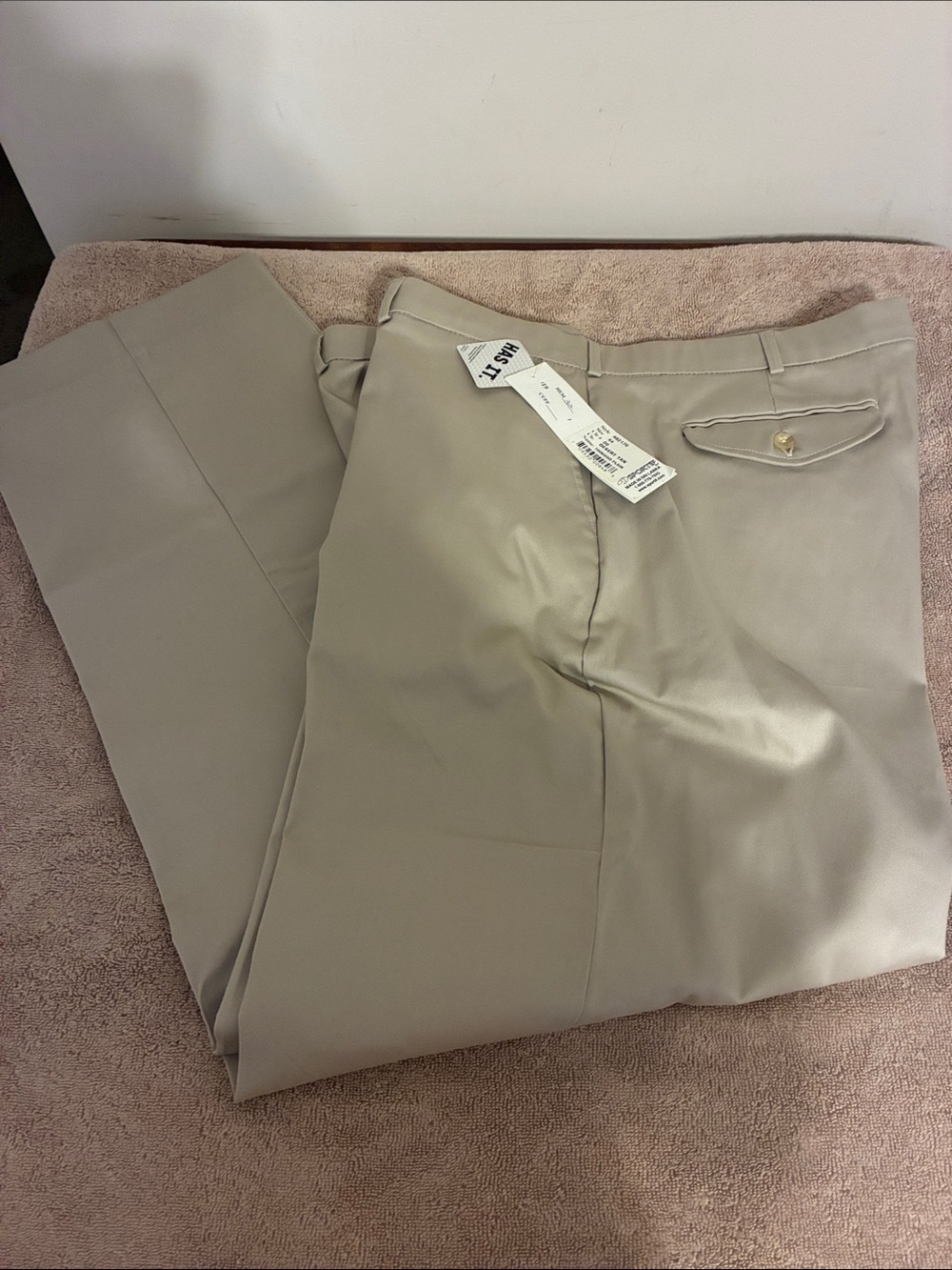 Men's Sportif size 44 NWT Chino Pants in Light Khaki